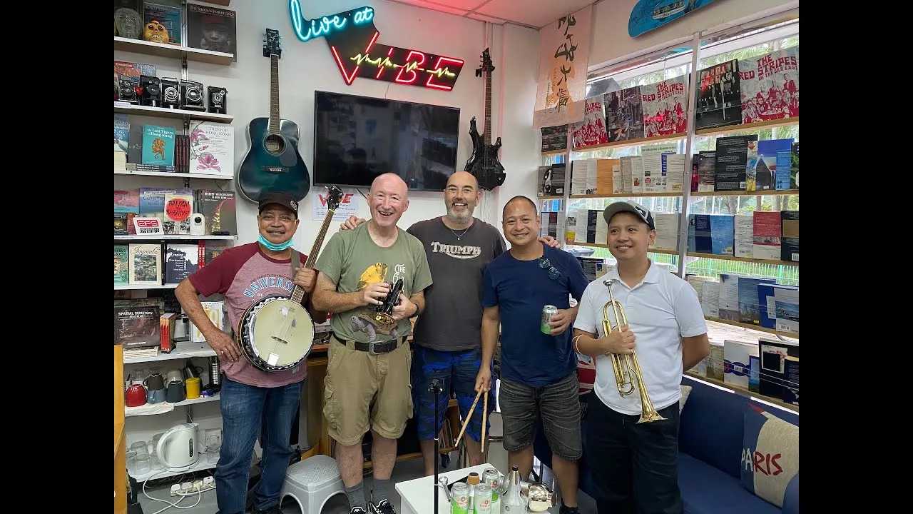 The Hong Kong Hiking Buskers at VIBE